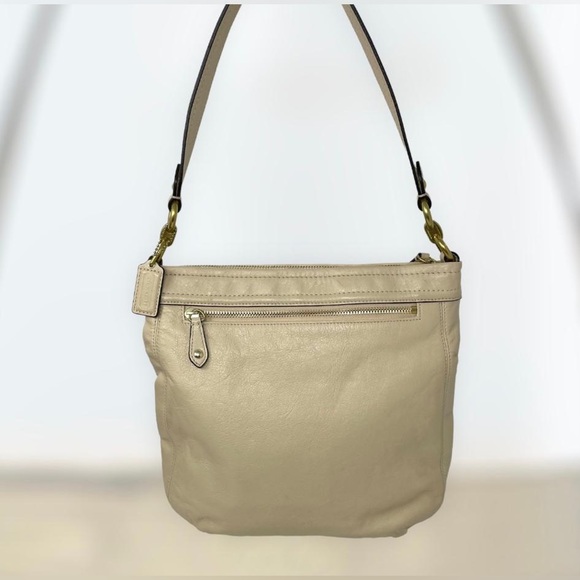 COACH ASHLEY F20114 LEATHER HIPPIE CROSSBODY BAG - Picture 6 of 16